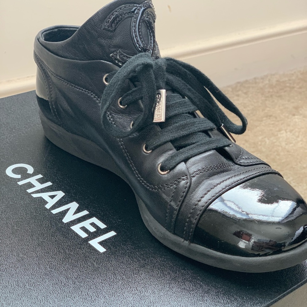 Womens Chanel Lambskin Patent Cap Toe CC Sneaker